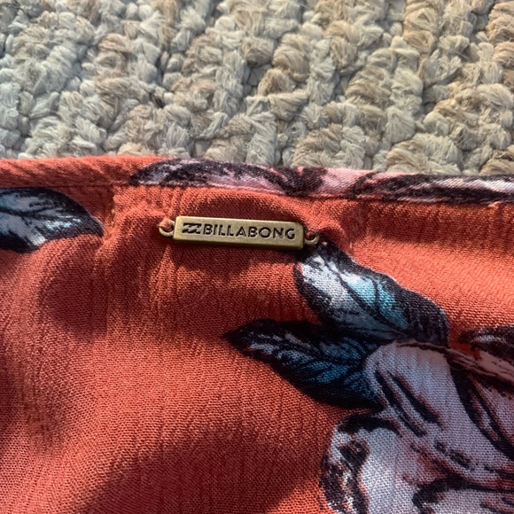 🌺 SMALL BILLABONG BLOUSE 🌺 - Picture 8 of 8